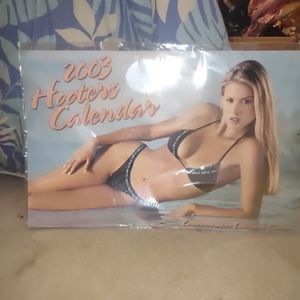 Hooter's Calendar new collectable vtg